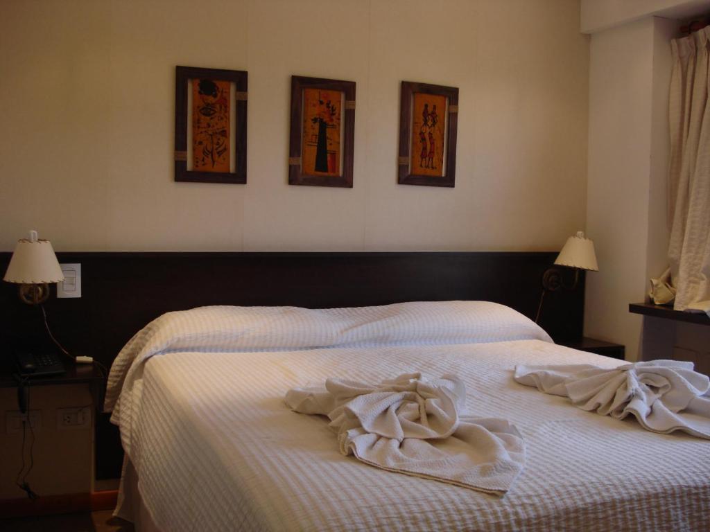 Hotel Torres Del Sol Merlo Oda fotoğraf